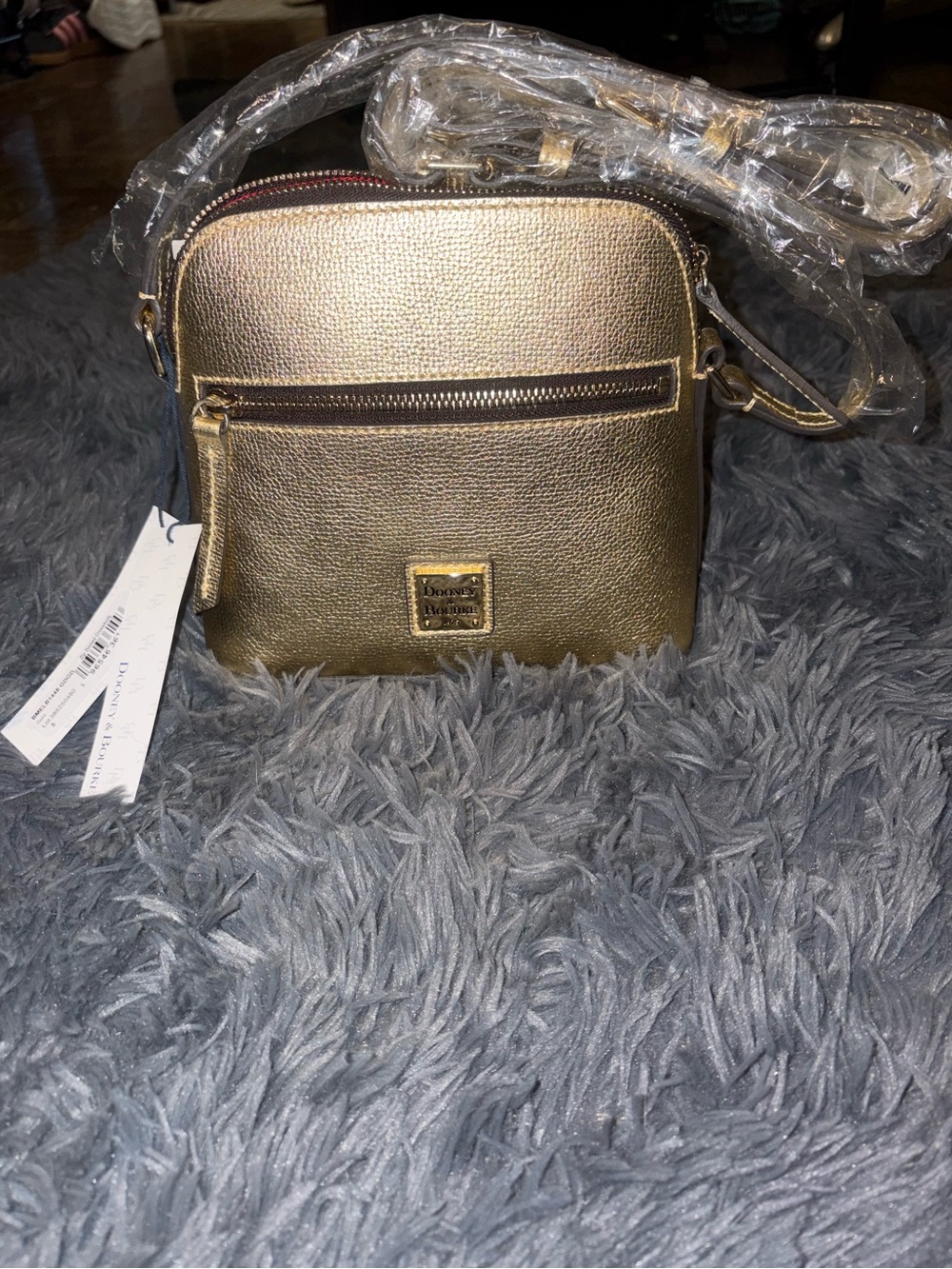 New Dooney & Bourke Metallic Gold Sorrento Zip Domed Crossbody Purse